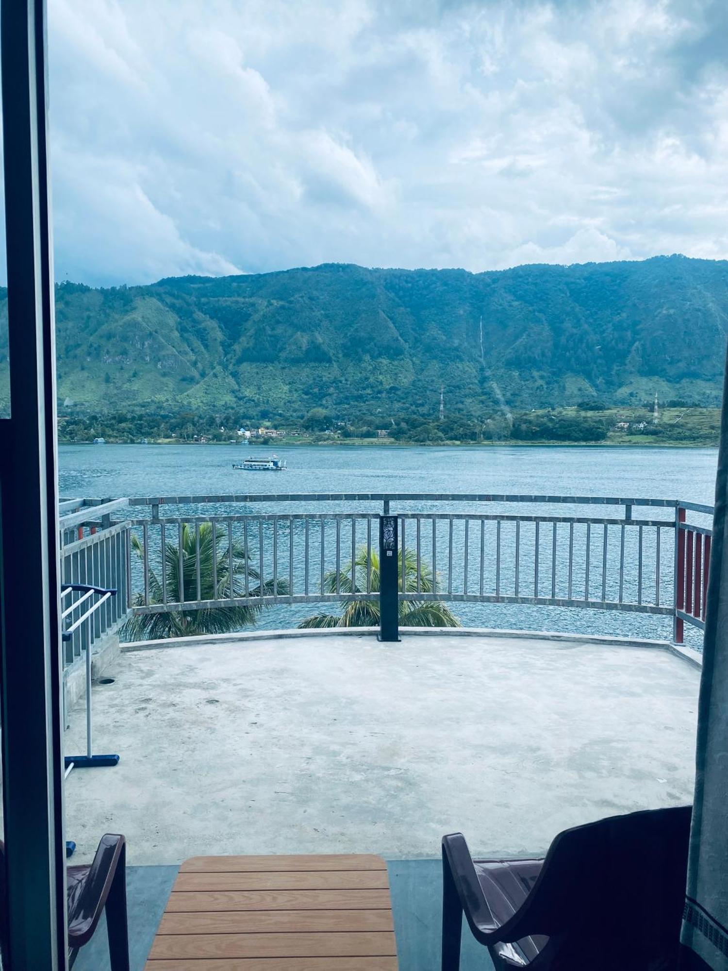 Vandu'S View Guest House & Restaurant 图克图克 外观 照片