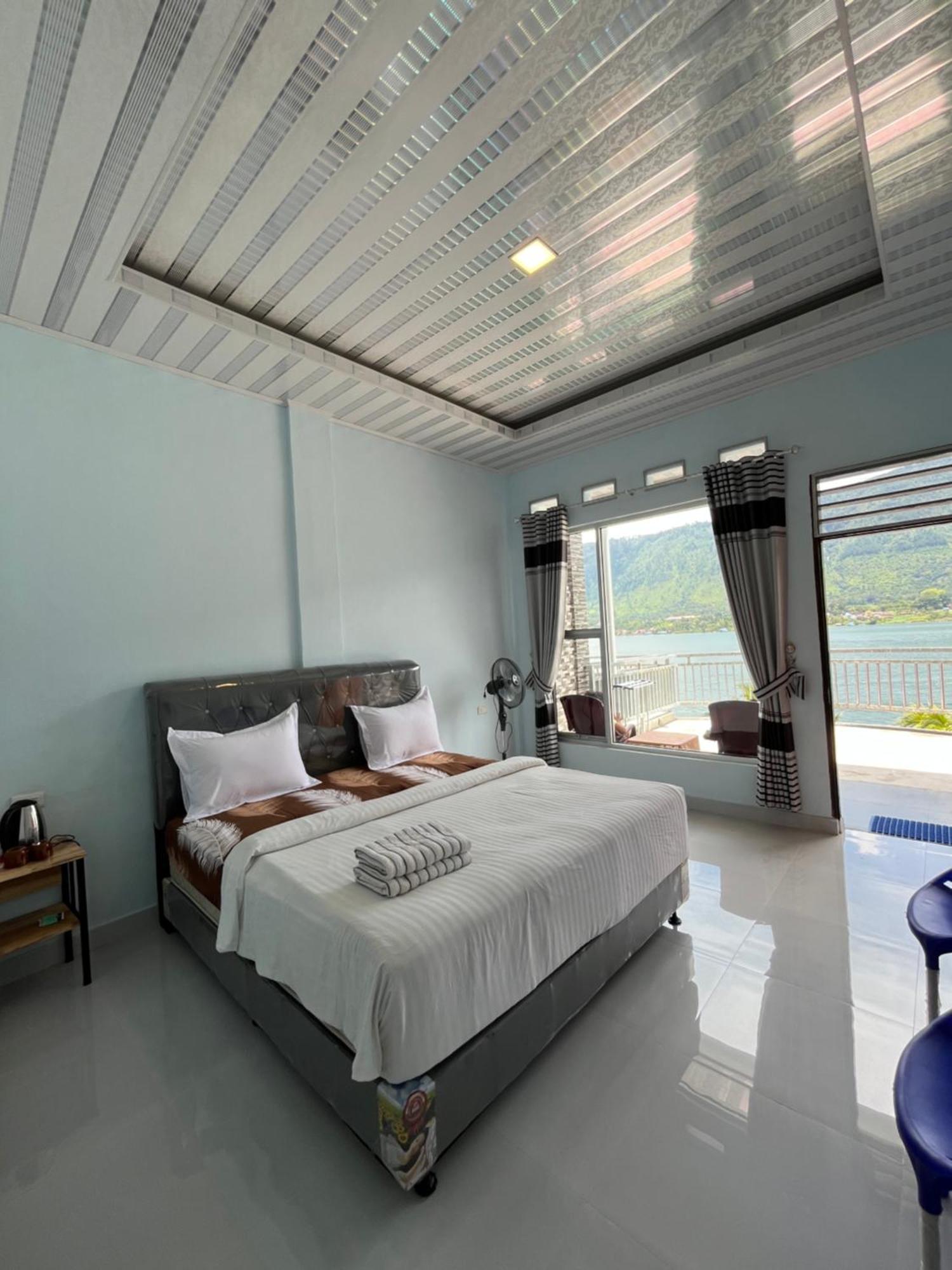 Vandu'S View Guest House & Restaurant 图克图克 外观 照片